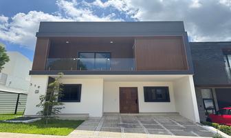 Foto de inmueble en Paseo de Los Robles net, Col. Residencial el Bosque C.P. 45237, Zapopan