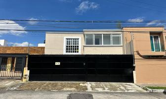 Foto de inmueble en Casa en Venta en La Calma con 4 Recámaras y Cochera Para 2 Autos #3610, Col. Rinconada de La Calma C.P. 45080, Zapopan