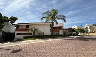 Foto de inmueble en Av. Paseo Royal Country, Col. Royal Country C.P. 45116, Zapopan