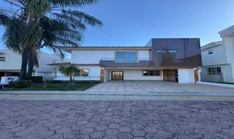 Foto de inmueble en La Colina, Col. Royal Country C.P. 45116, Zapopan