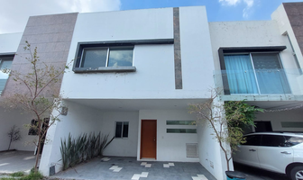 Foto de inmueble en Calle Aquiles Serdán, Col. Santa Ana Tepetitlán C.P. 45230, Zapopan