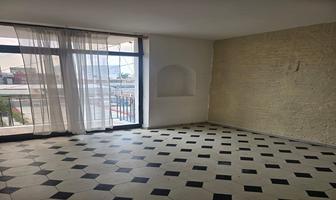 Foto de inmueble en BERNARDO DE BALBUENA, Col. Santa Teresita C.P. 44600, Guadalajara