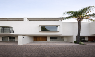 Foto de inmueble en AV. AURELIO ORTEGA, Col. Seattle C.P. 45150, Zapopan
