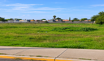Foto de inmueble en Av. Javier Mina, Col. Senderos Del Valle C.P. 45654, Tlajomulco de Zúñiga