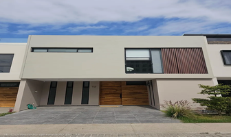 Foto de inmueble en Av Paseo del Anochecer, Col. Solares C.P. 45019, Zapopan