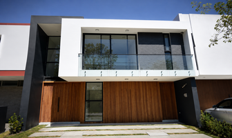 Foto de inmueble en Avenida solares, Col. Solares C.P. 45019, Zapopan