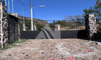 Foto de inmueble en COTO PRIV SANTO TORIBIO, Col. Tequila Centro C.P. 46400, Tequila