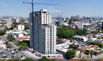 Foto de inmueble en Av. Miguel Hidalgo y Costilla, Col. Vallarta Norte C.P. 44690, Guadalajara