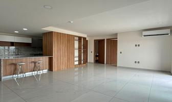 Foto de inmueble en Calle Euclides, Col. Vallarta San Jorge C.P. 44690, Guadalajara
