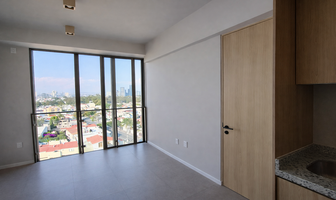 Foto de inmueble en av naciones unidas, Col. Vallarta Universidad C.P. 45110, Zapopan