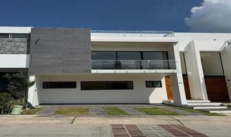 Foto de inmueble en Av. Bosque Real, Col. Valle Imperial C.P. 45134, Zapopan