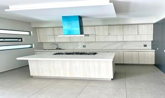 Foto de inmueble en Av. Del Bosque Real, Col. Valle Imperial C.P. 45134, Zapopan
