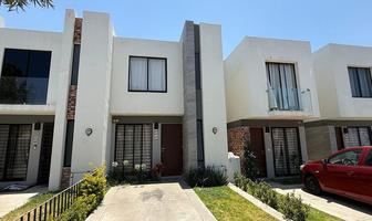 Foto de inmueble en Av. Paseo del Aval, Col. Valle Imperial C.P. 45134, Zapopan