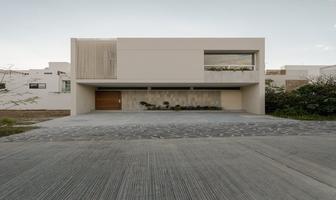 Foto de inmueble en Av del Bosque Real, Col. Valle Imperial C.P. 45134, Zapopan