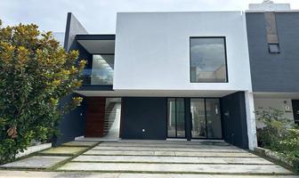 Foto de inmueble en Av. del bosque real, Col. Valle Imperial C.P. 45134, Zapopan