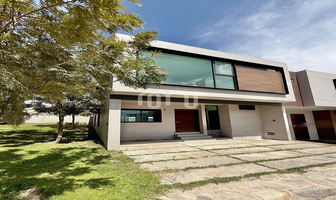 Foto de inmueble en CIRCUITO DEL BOSQUE REAL, Col. Valle Imperial C.P. 45134, Zapopan