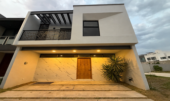 Foto de inmueble en Calle Palmira, Col. Valle Imperial C.P. 45134, Zapopan