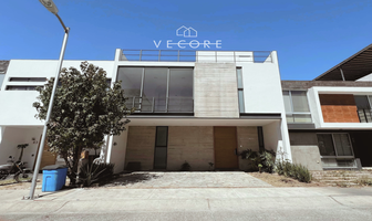 Foto de inmueble en Galo, Col. Valle Imperial C.P. 45134, Zapopan