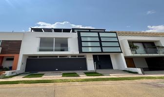 Foto de inmueble en Jardines de Versalles, Col. Valle Imperial C.P. 45134, Zapopan