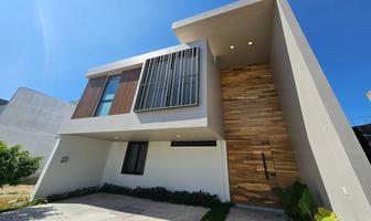 Foto de inmueble en Maples, Col. Valle Imperial C.P. 45134, Zapopan