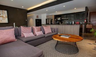 Foto de inmueble en Avenida Paseo de La Toscana, Col. Valle Real C.P. 45019, Zapopan