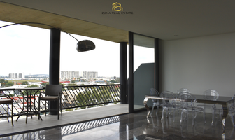 Foto de inmueble en avenida paseo de la toscana, Col. Valle Real C.P. 45019, Zapopan