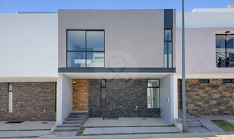 Foto de inmueble en Boulevard Valle Imperial 3743 - 0, Valle Imperial, Zapopan, Jalisco, Col. Nuevo México C.P. 45138, Zapopan