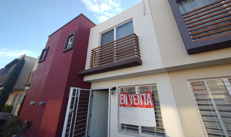 Foto de inmueble en avenida de las torres, Col. Valles de Nuevo México (La Periquera) C.P. 45134, Zapopan