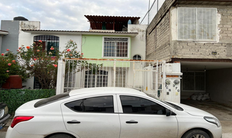 Foto de inmueble en Fuente del Gorrion, Col. Villa Fontana C.P. 45615, San Pedro Tlaquepaque