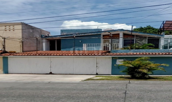 Foto de inmueble en ESMERALDA, Col. Villa La Victoria C.P. 44535, Guadalajara