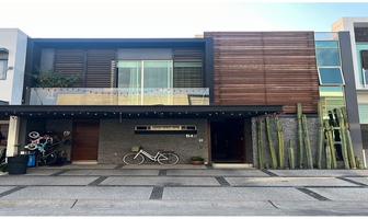 Foto de inmueble en Av Verona, Col. Villa Verona C.P. 45115, Zapopan