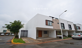 Foto de inmueble en Av. Camino Real a Colima, Col. Villas Perisur C.P. 45236, Zapopan