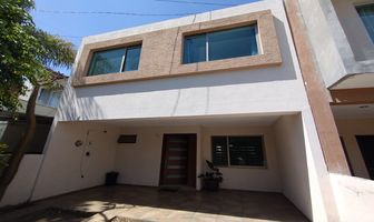 Foto de inmueble en Av pino suarez, Col. Villas de Zapopan C.P. 45130, Zapopan