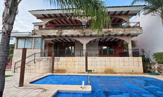Foto de inmueble en Av. Bosques de San Isidro Sur, Col. Zoi Cañadas C.P. 45133, Zapopan