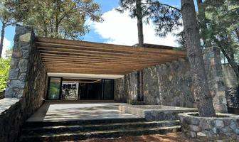 Foto de inmueble en Av Fontanas, Col. Avándaro C.P. 51200, Valle de Bravo