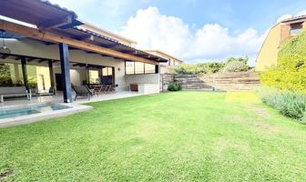 Foto de inmueble en Av. del Carmen, Avándaro, Col. Avándaro C.P. 51200, Valle de Bravo