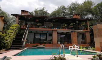 Foto de inmueble en Camino Velo de Novia, Col. Avándaro C.P. 51200, Valle de Bravo