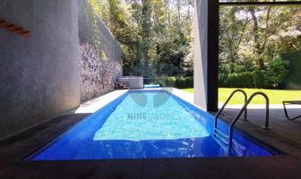 Foto de inmueble en Casa en Renta con Alberca Privada en Avándaro y Hermoso Jardín #36, Col. Avándaro C.P. 51200, Valle de Bravo