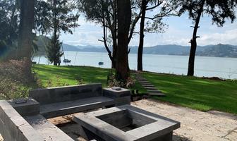 Foto de inmueble en Marina Nautilus, Avándaro Valle de Bravo, Col. Avándaro C.P. 51200, Valle de Bravo