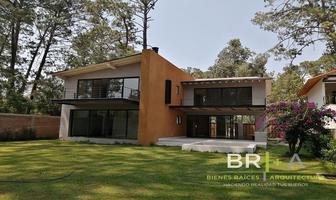 Foto de inmueble en , Col. Avándaro C.P. 51200, Valle de Bravo