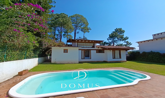 Foto de inmueble en Vega de las Flores, Club de Golf, Col. Avándaro C.P. 51200, Valle de Bravo