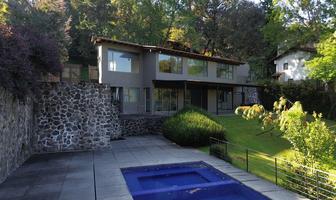 Foto de inmueble en Vega del Manantial, Col. Avándaro C.P. 51200, Valle de Bravo