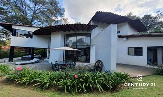 Foto de inmueble en Vega del Valle, Col. Avándaro C.P. 51200, Valle de Bravo