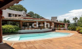 Foto de inmueble en Vega del Valle, Col. Avándaro C.P. 51200, Valle de Bravo