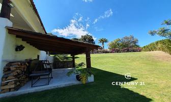 Foto de inmueble en ruta del bosque, Col. Avándaro C.P. 51200, Valle de Bravo