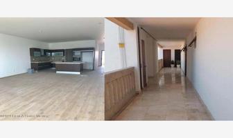 Foto de inmueble en Avenida Bosque Esmeralda  #1, Col. Bosque Esmeralda C.P. 52930, Atizapán de Zaragoza