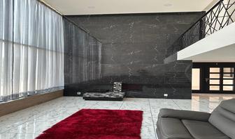 Foto de inmueble en Puerta de Quiroga, Col. Bosque Esmeralda C.P. 52930, Atizapán de Zaragoza