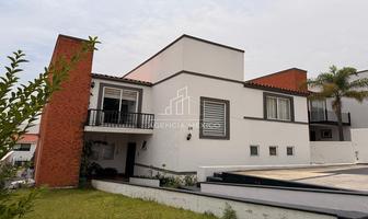 Foto de inmueble en Riopan, Col. Bosque Esmeralda C.P. 52930, Atizapán de Zaragoza