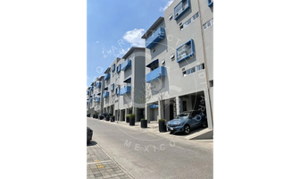 Foto de inmueble en Zona Esmeralda, Col. Bosque Esmeralda C.P. 52930, Atizapán de Zaragoza