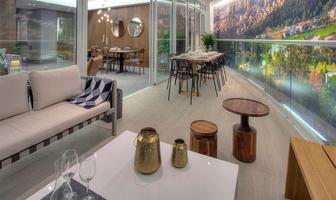 Foto de inmueble en Av Privada del Jardín, Col. Bosque Real C.P. 52774, Huixquilucan